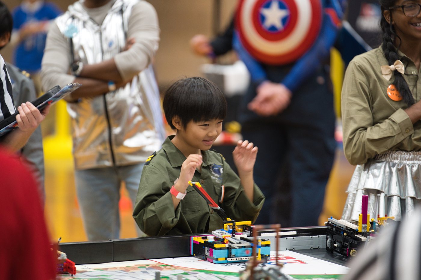 A Reno Rovers student focused on a robot game run